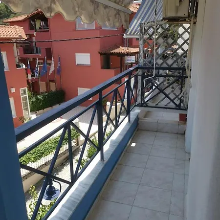3 Storey Holiday 度假居 *