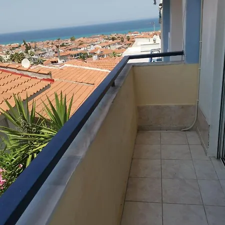 3 Storey Holiday