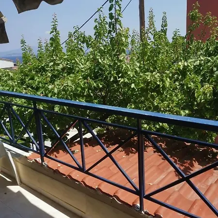 3 Storey Holiday 度假居 *